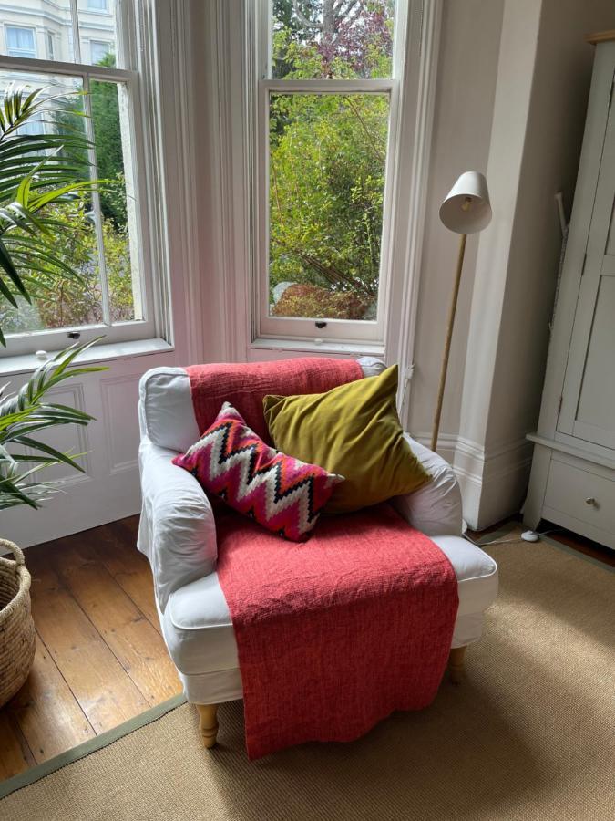 Elegant Bloomsbury Apartment In Tunbridge Wells エクステリア 写真