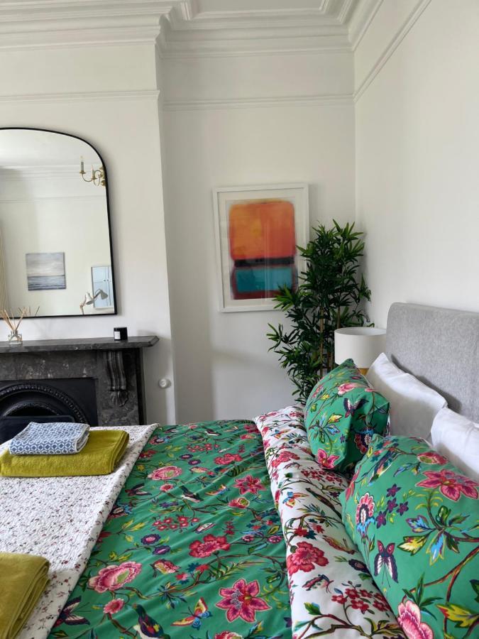 Elegant Bloomsbury Apartment In Tunbridge Wells エクステリア 写真